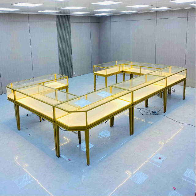 خزانة عرض المجوهرات العصرية