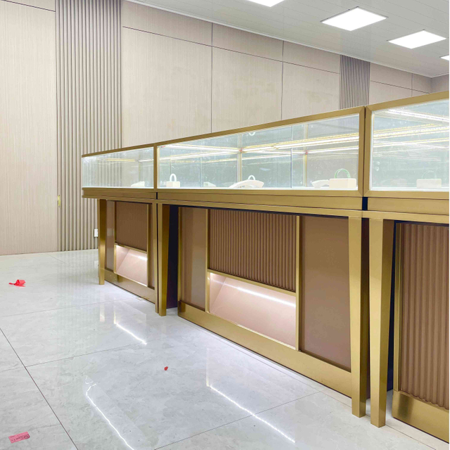 خزانة عرض المجوهرات التجارية